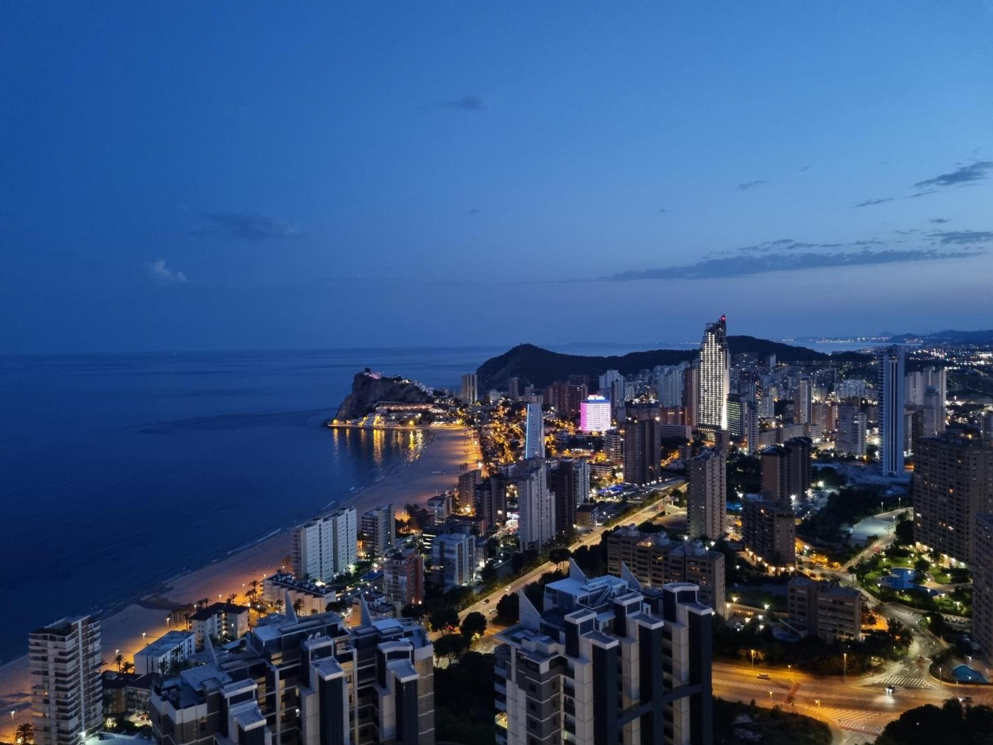 Apartment Floor 32! Intempo Luxury Benidorm