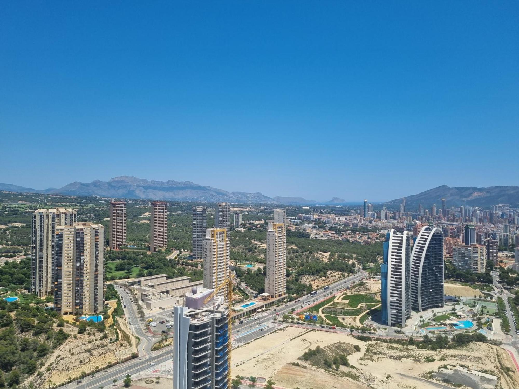 Floor 32! Intempo Luxury