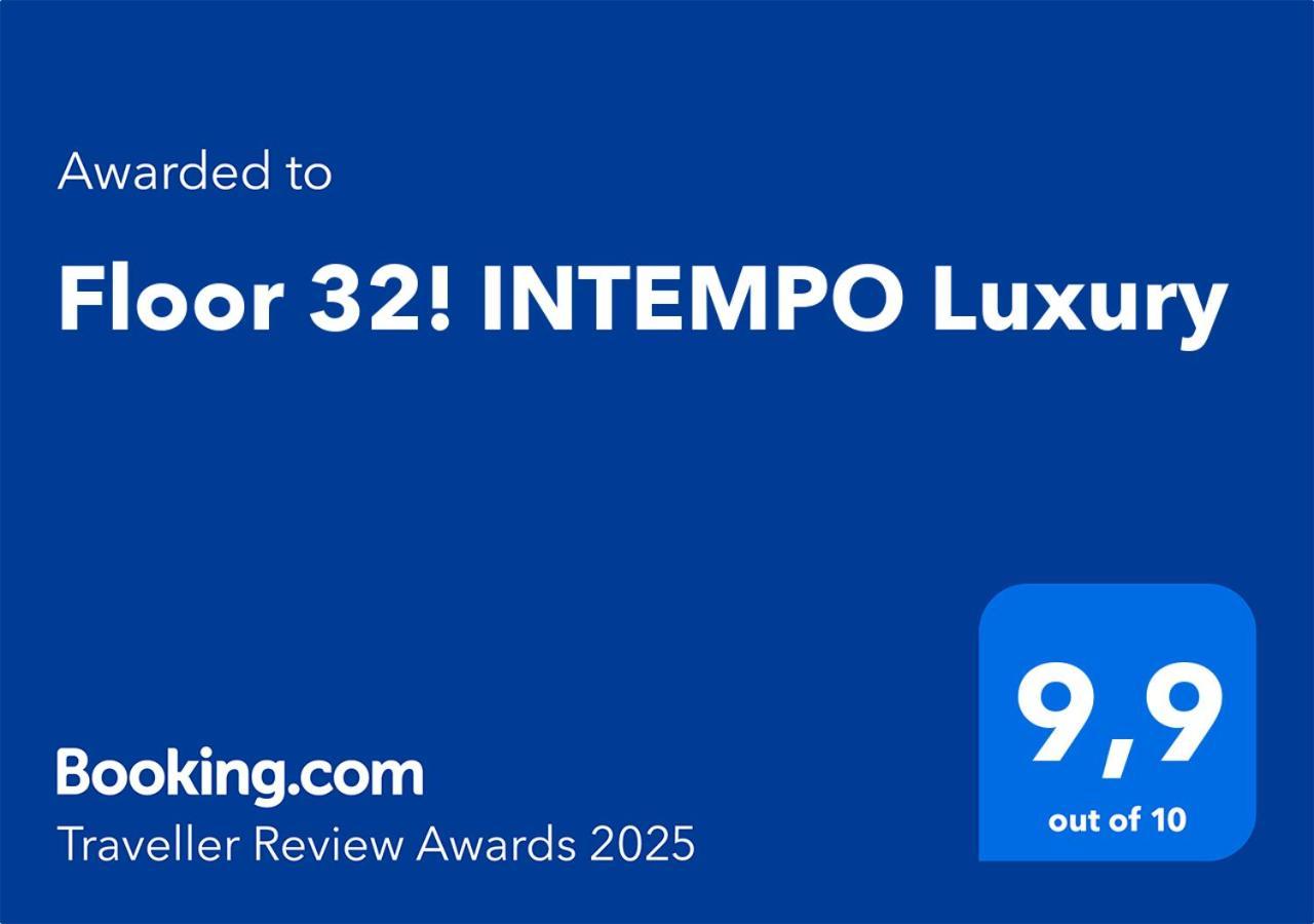Floor 32! Intempo Luxury